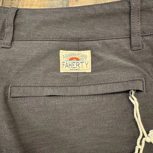 NEW Faherty All Day Men's Shorts32x6.5 - Charcoal - Picture 5 of 10